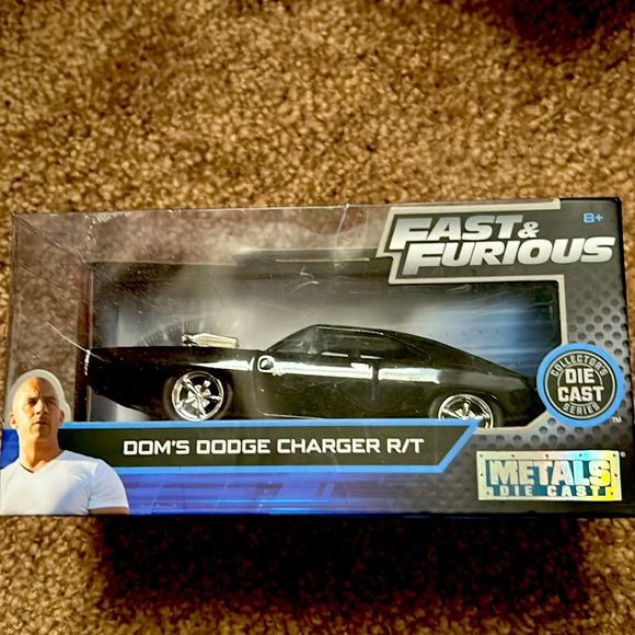 Fast & furious Doms Dodge charger Die cast collectors series. - Picture 1 of 4